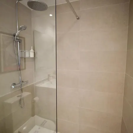 1-bedroom With Spectacular Marina & Sea Views In *