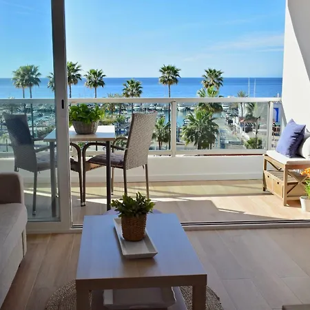 1-bedroom With Spectacular Marina & Sea Views In *